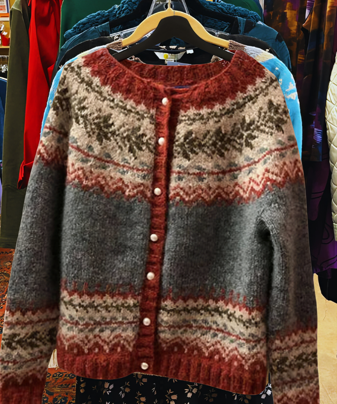 Klasyczny sweter na każdą porę roku - Elisette-S-Trend Polska
