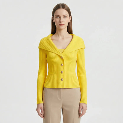 Taillierte Kurze Strickjacke - Cosima