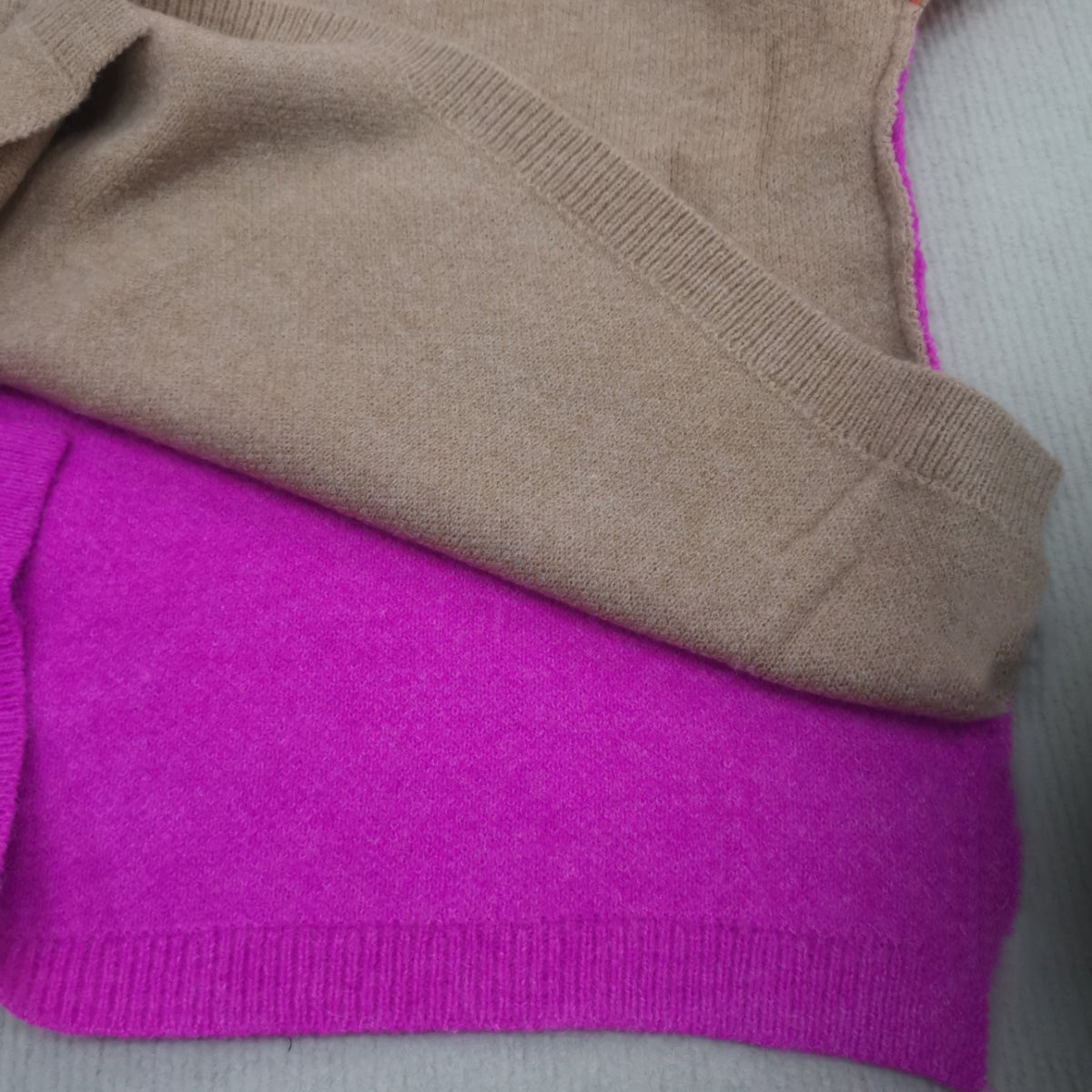 Imponujący sweter kolorblock - AutumnVibe-S (36/38)-Trend Polska
