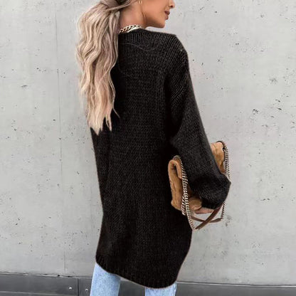Klasyczny sweter damski - Camile-Beżowy-S-Trend Polska