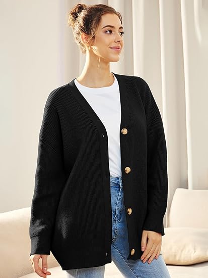 Lekki kamizelka V-neck z zapięciem na guziki - Lana-Trend Polska