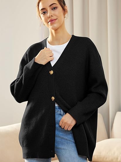 Lekki kamizelka V-neck z zapięciem na guziki - Lana-Trend Polska