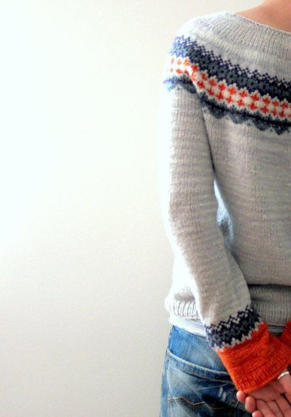 Skandynawski Trendowy Sweter z Żywej Nadrukiem - NordicChic-S-Trend Polska